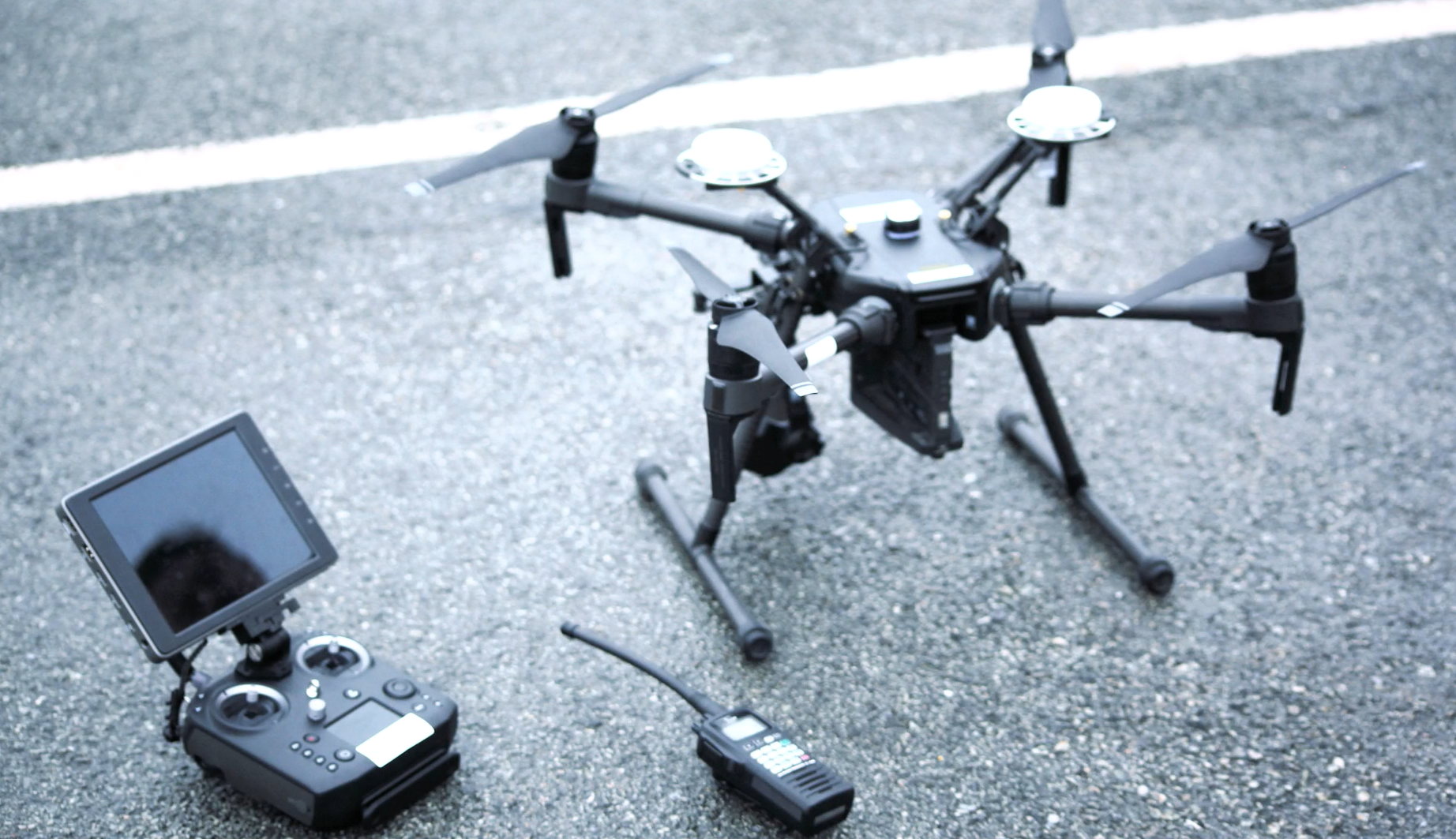 Drones monitor the airport – developing autonomous sensor systems